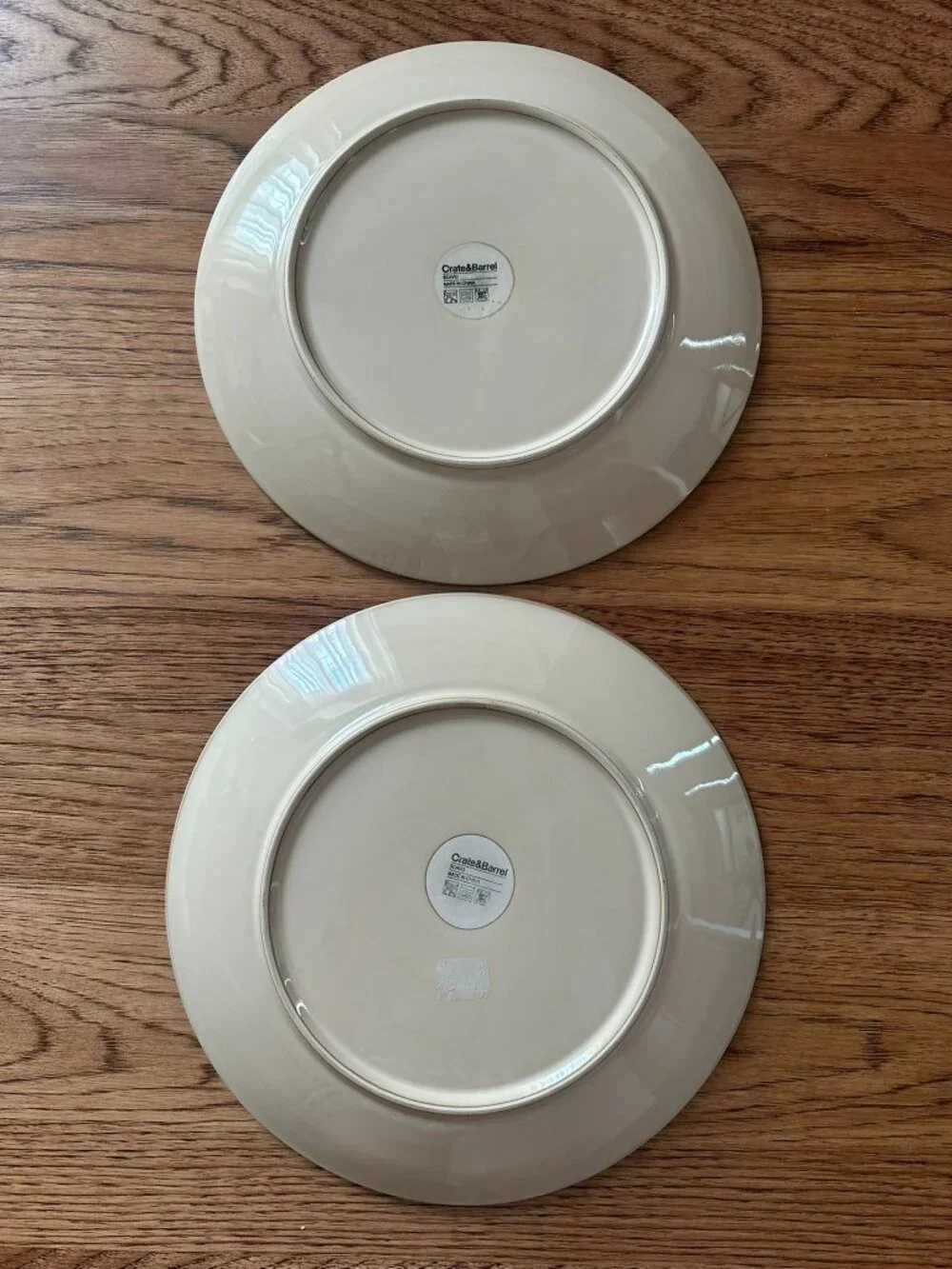 Crate & Barrel | Scavo Set of 2 Dinner Plates Embossed Metallic Brown Border